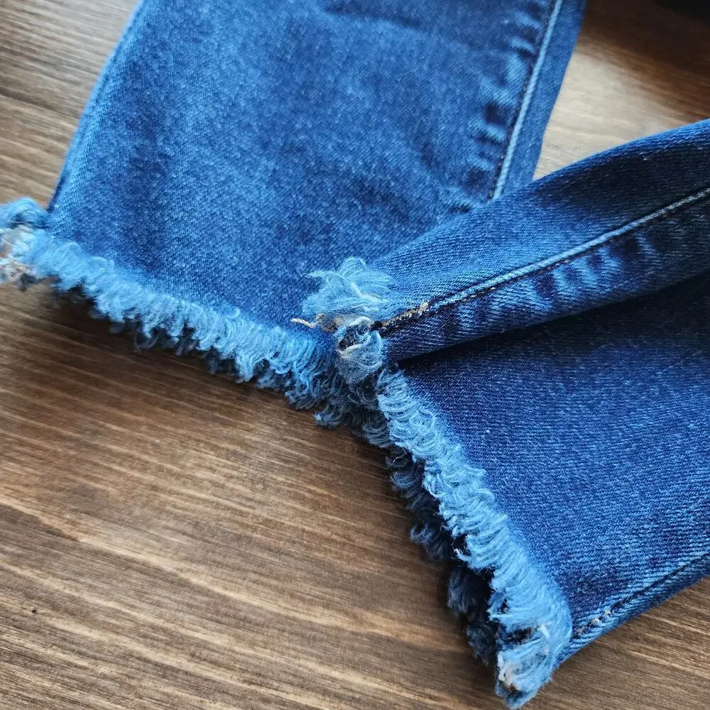 American Eagle Next Level Stretch Distressed Jegging Size 2